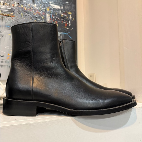 Men’s Balenciaga Boots - Picture 3 of 9